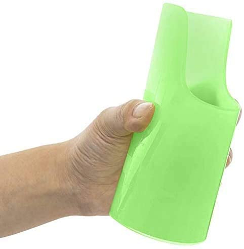 Large Flexible Drinking Cups with Nose Mold Cutout - Pack of 10
